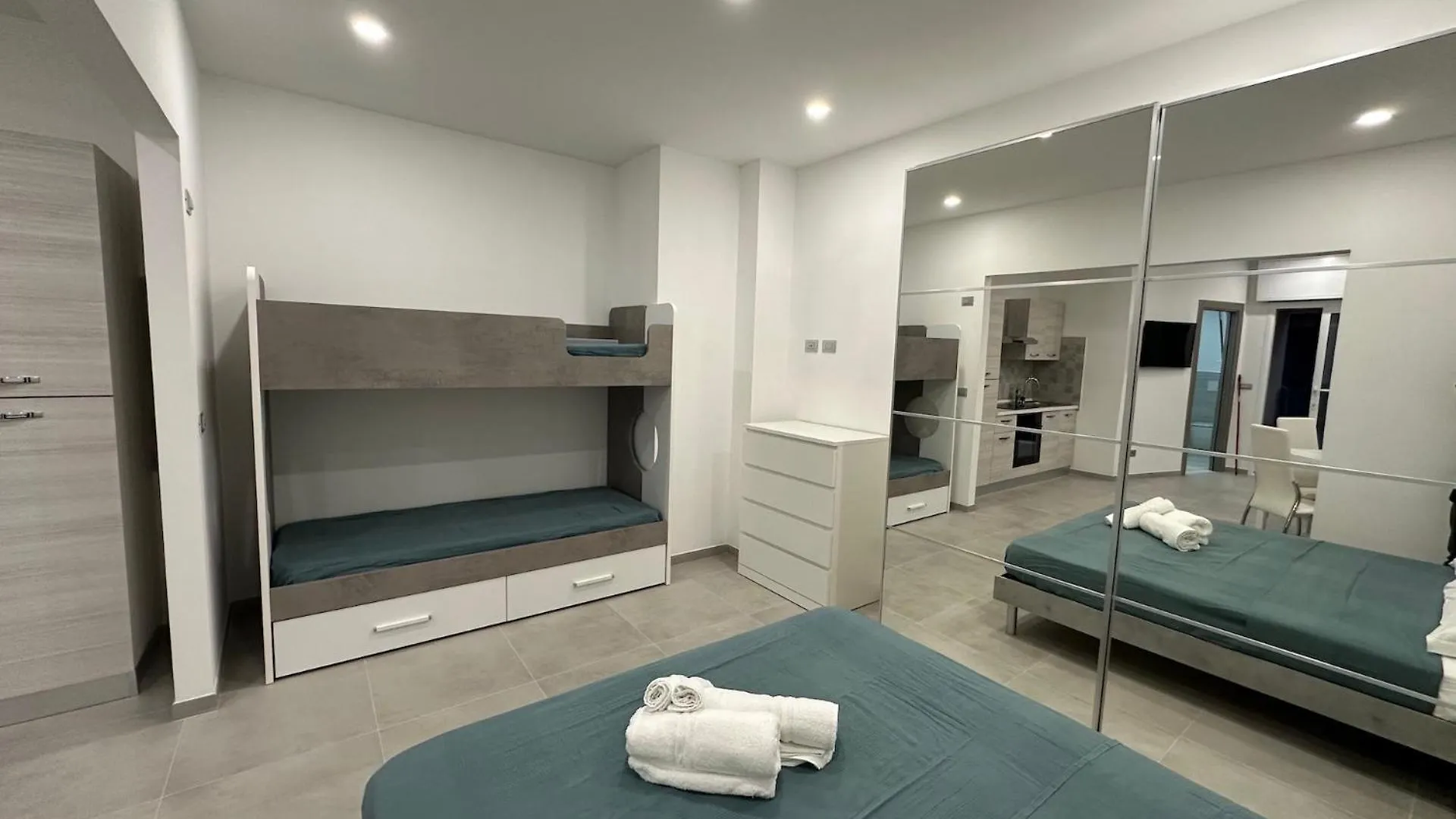 Soluzione Casa Pietra Ligure Sea House Deluxe Apartment