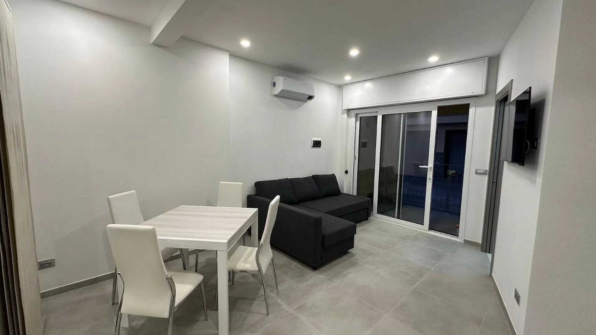 Soluzione Casa Pietra Ligure Sea House Deluxe Apartment Italy