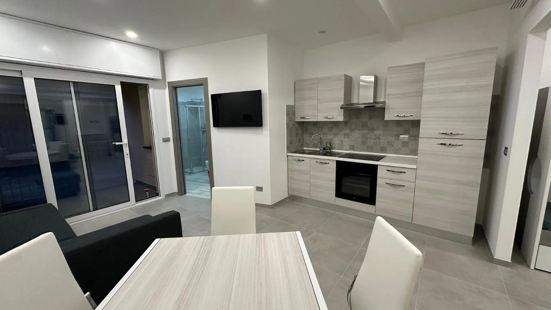 Soluzione Casa Pietra Ligure Sea House Deluxe Apartment