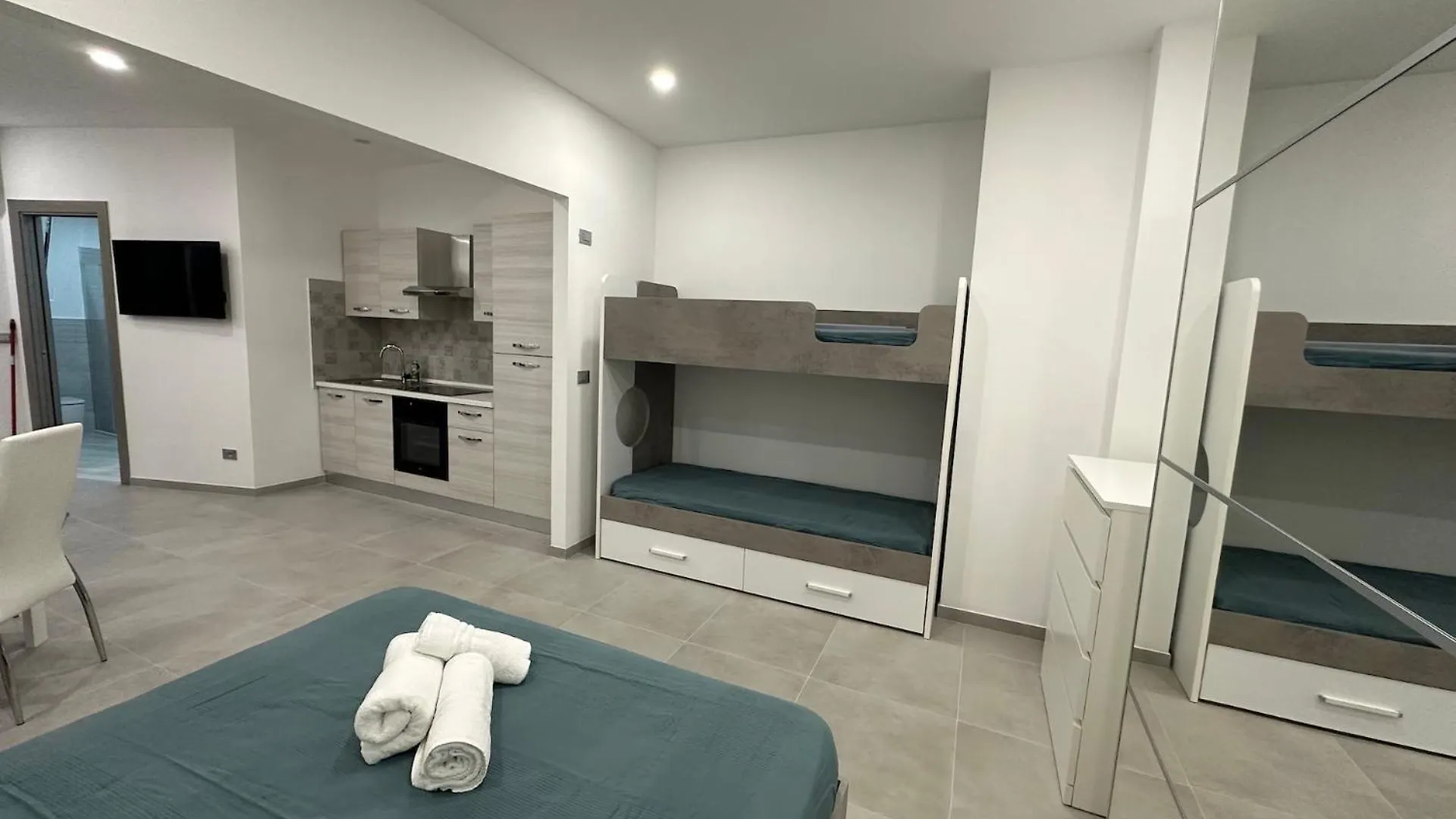 Soluzione Casa Pietra Ligure Sea House Deluxe Apartment