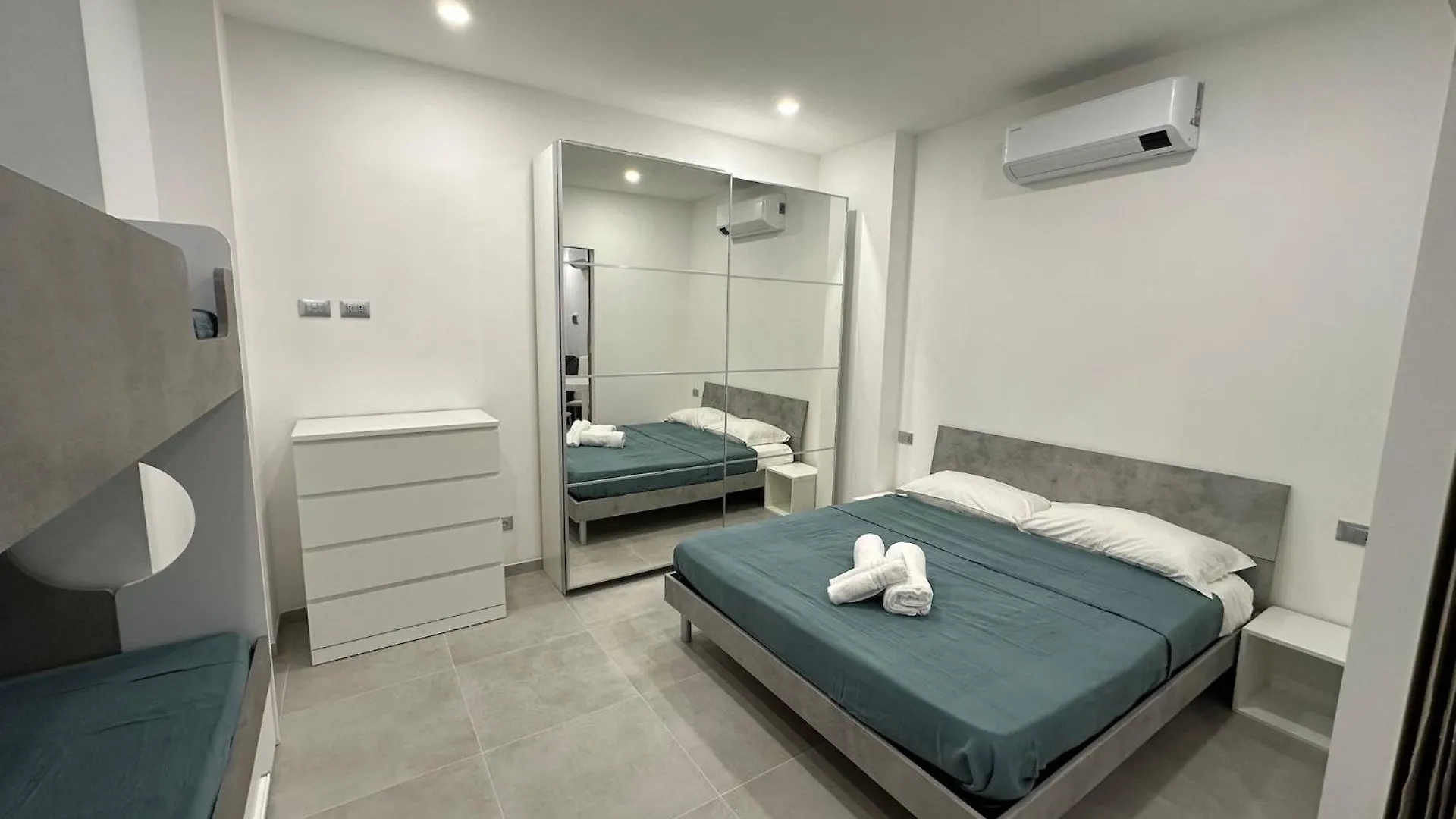 Soluzione Casa Pietra Ligure Sea House Deluxe Apartment